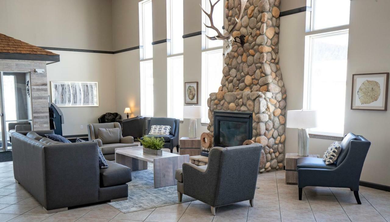 Whitewater Inn Big Sky Εξωτερικό φωτογραφία